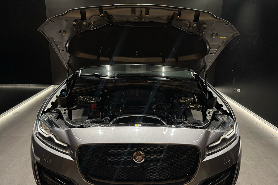 JAGUAR F-PACE 3.0C.C. V6 CS R-SPORT